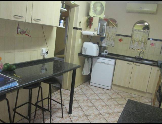 4 BEDROOM HOUSE SOLD IN DORANDIA